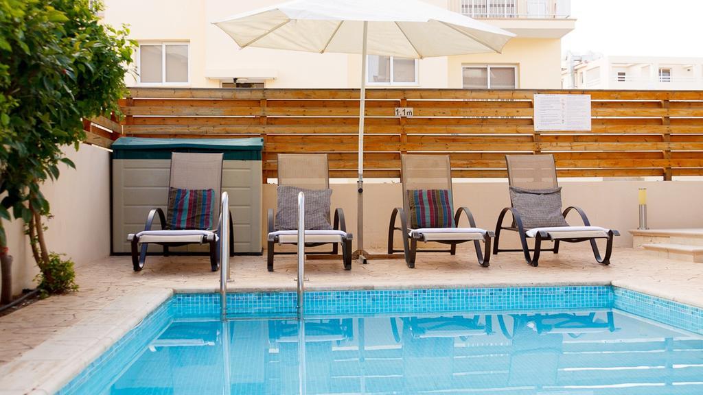 Protaras Holiday Villa 007 Phòng bức ảnh