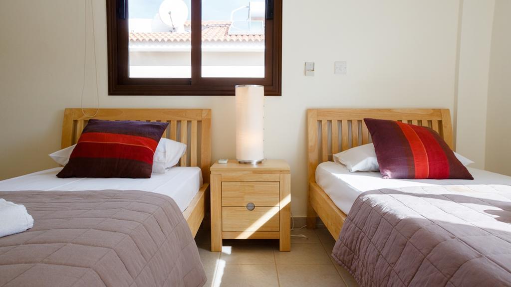 Protaras Holiday Villa 007 Phòng bức ảnh