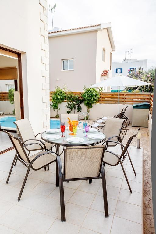 Protaras Holiday Villa 007 Phòng bức ảnh