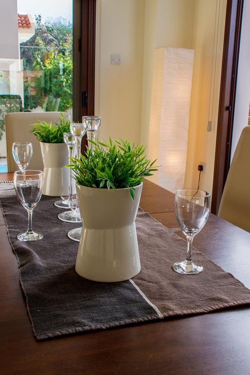 Protaras Holiday Villa 007 Phòng bức ảnh